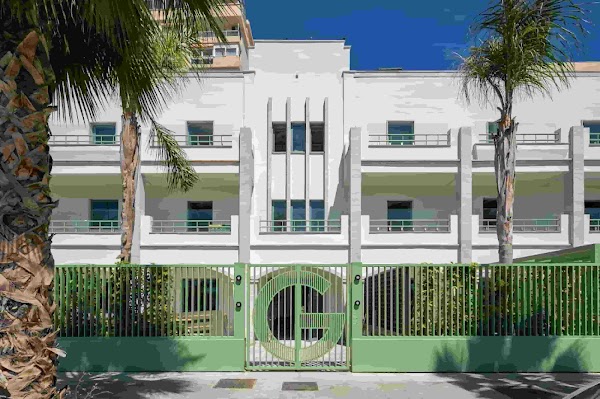 Un edificio blanco en Málaga