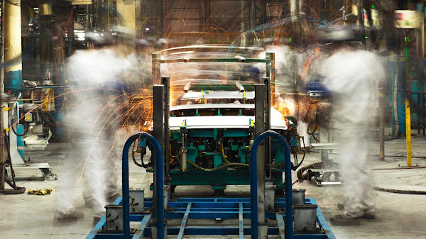 製造商已從生成式 AI 中實現投資效益