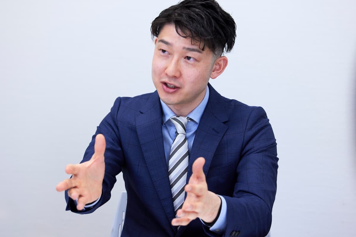 宇野 健介 氏