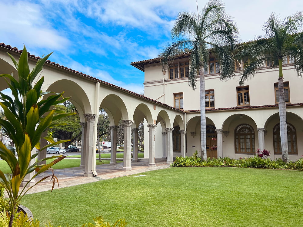 Hawaii DCCA exterior view 