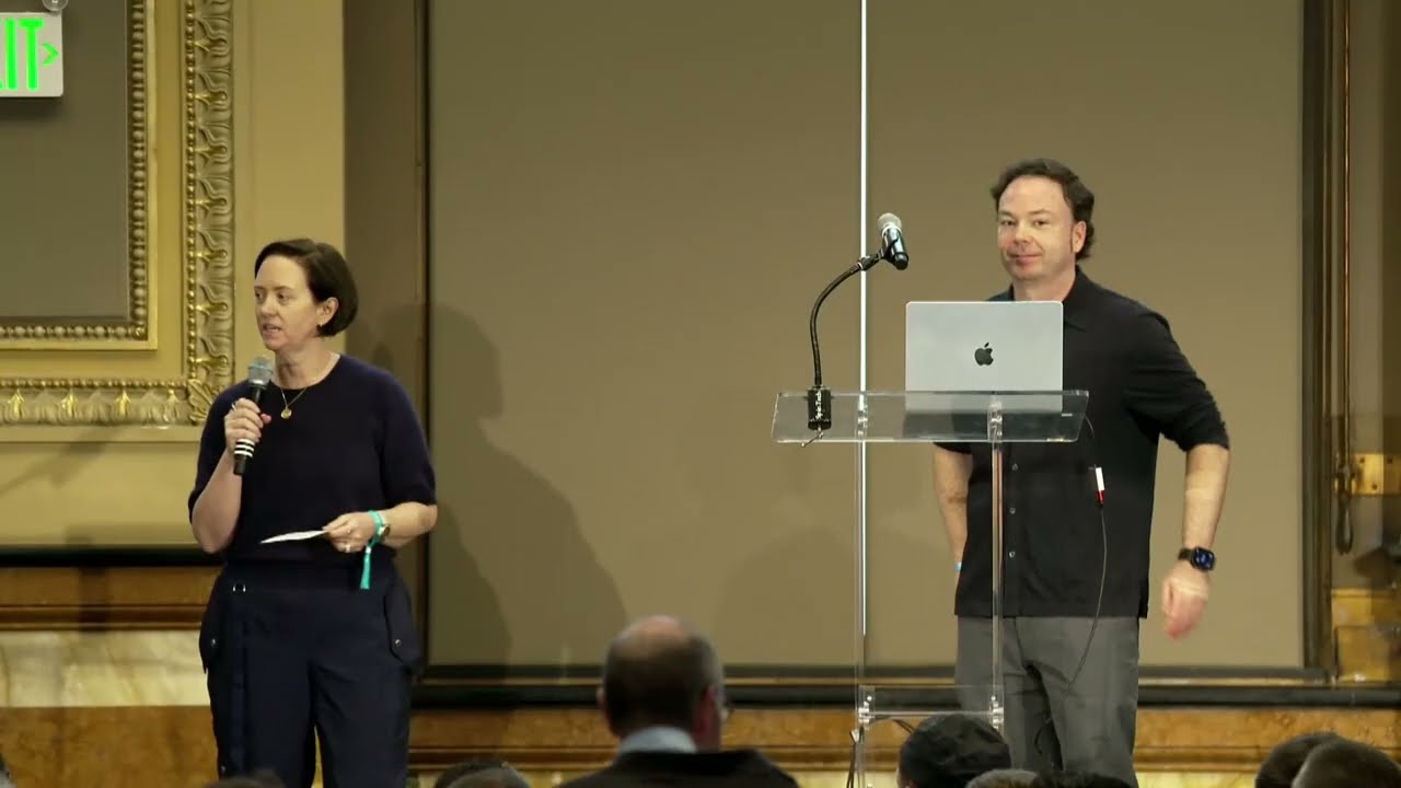 Google DeepMind speakers at lecture