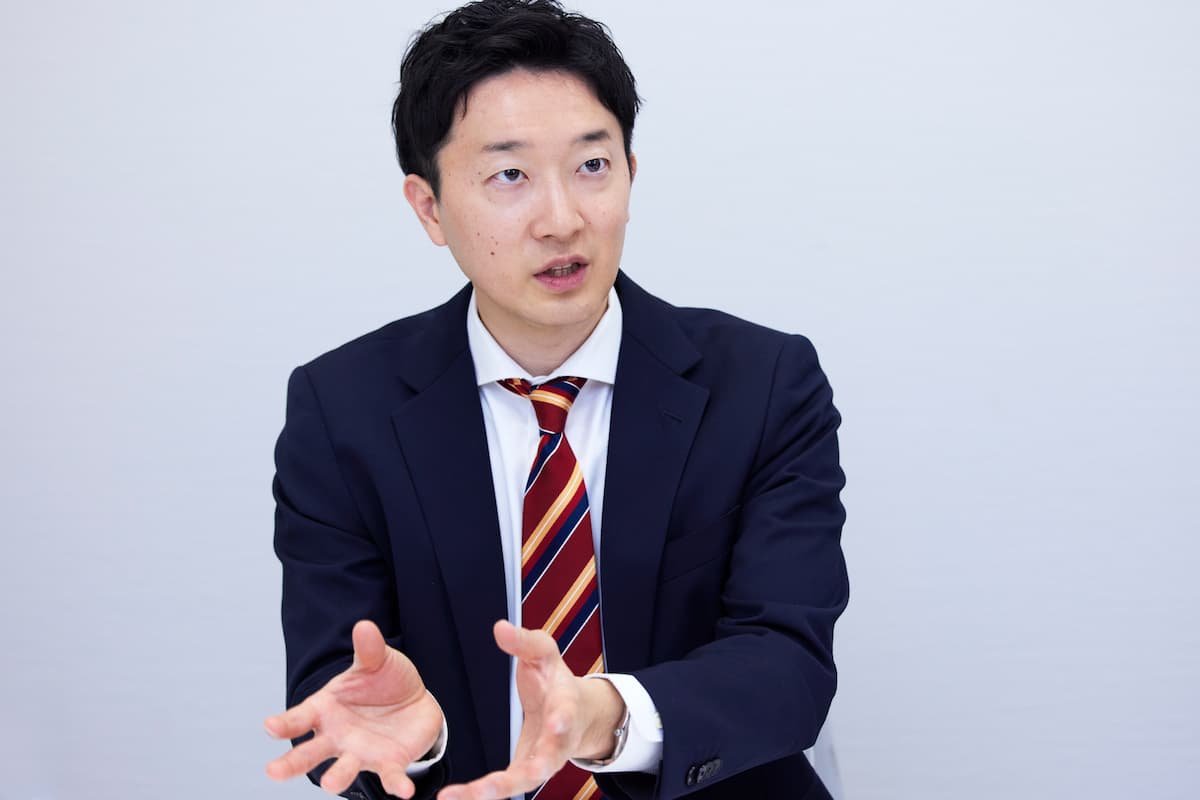 岡田 晋太朗 氏