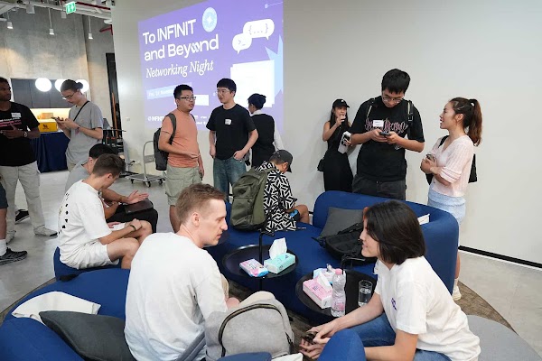 INFINIT team at Expo