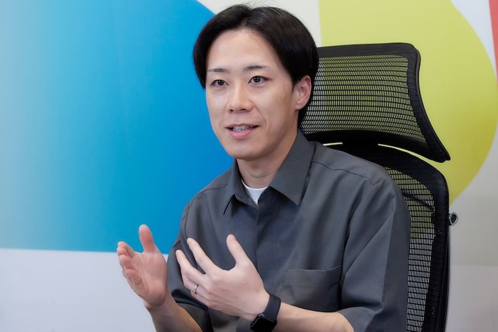 岩井 恭平氏 