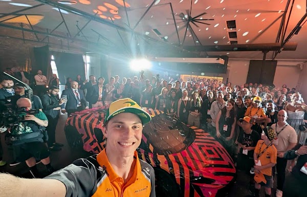 Airwallex F1 Melbourne group picture