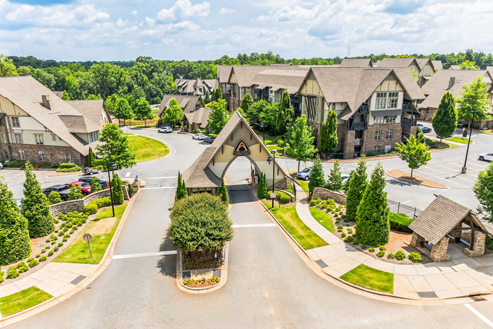 Cardinal - Arcadia Student Living Community