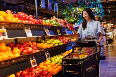 Woman shopping for fruit