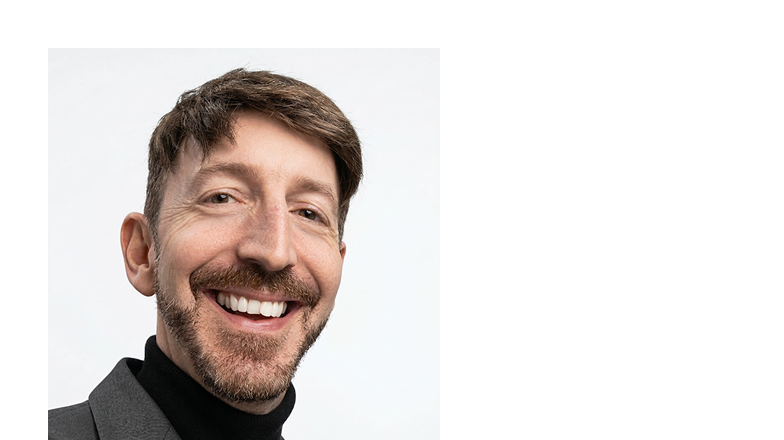 Darren Lester headshot