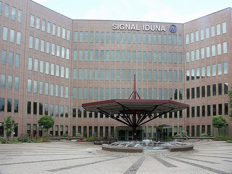 SIGNAL IDUNA office building