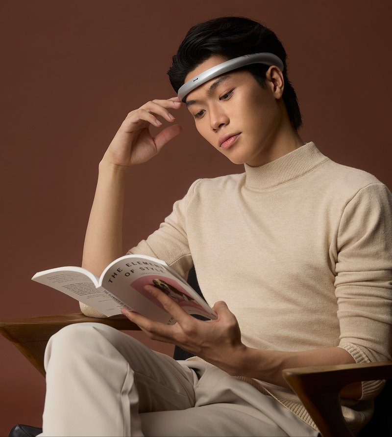 Man using Brain-Life