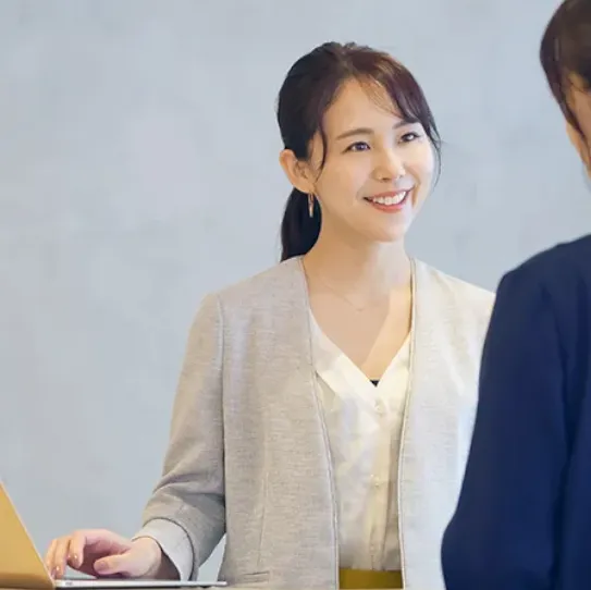 women-smile-ko