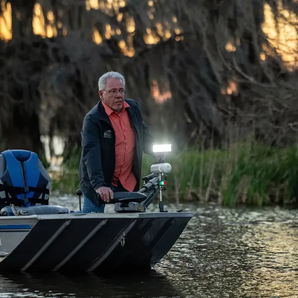 basin-boat-lighting-image-hr.webp