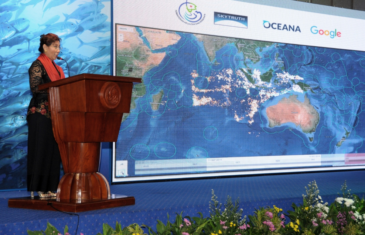 Susi Pudjiastuti announced her commitment to the public release of Indonesia’s vessel monitoring system that launched at the 2017 UN Ocean Conference.