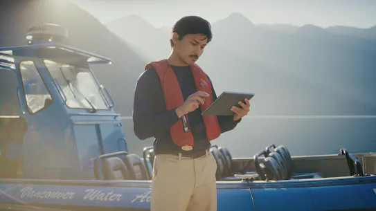 Image of Canadian landscape and tourists