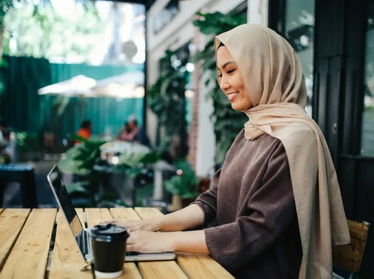 gwg-career-ecommerce-sub-th