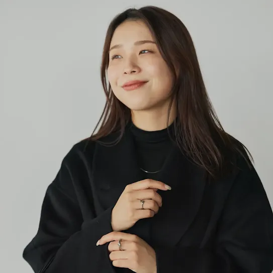 1x1-website-yurie.webp