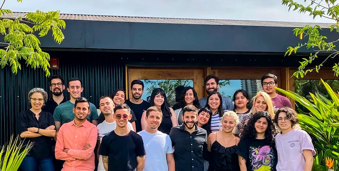 En la foto, el equipo de Oliver Pets