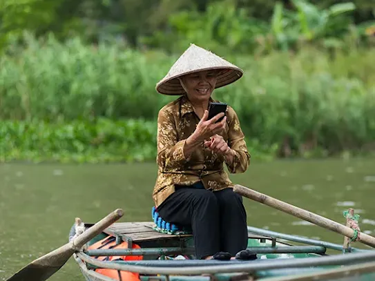 homepage-vn-carousel-4