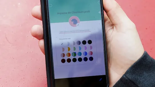 Så här ser de nya Chrome-profilerna ut på David Rogers smartphone