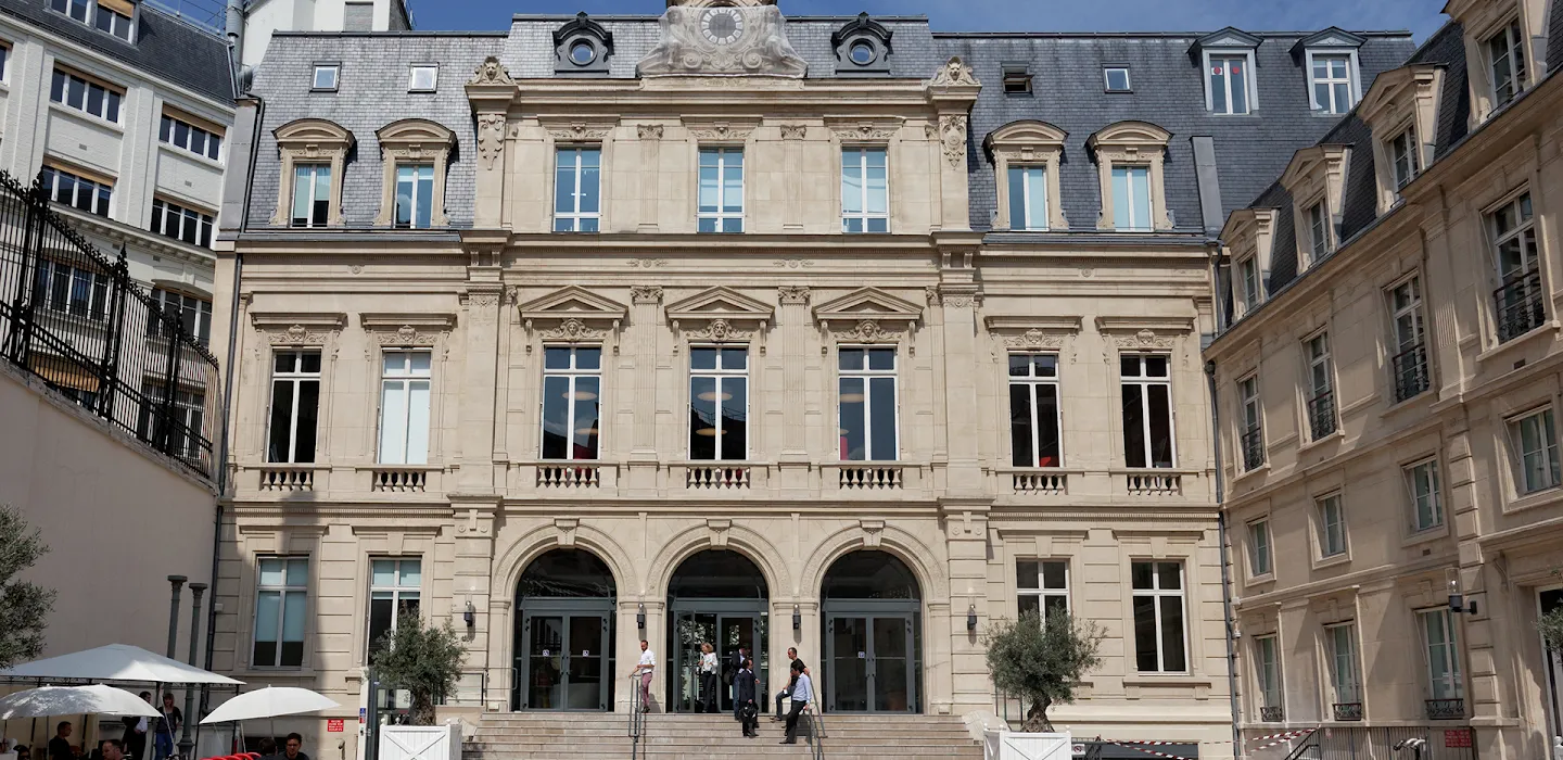 Google en France - About Google around the world