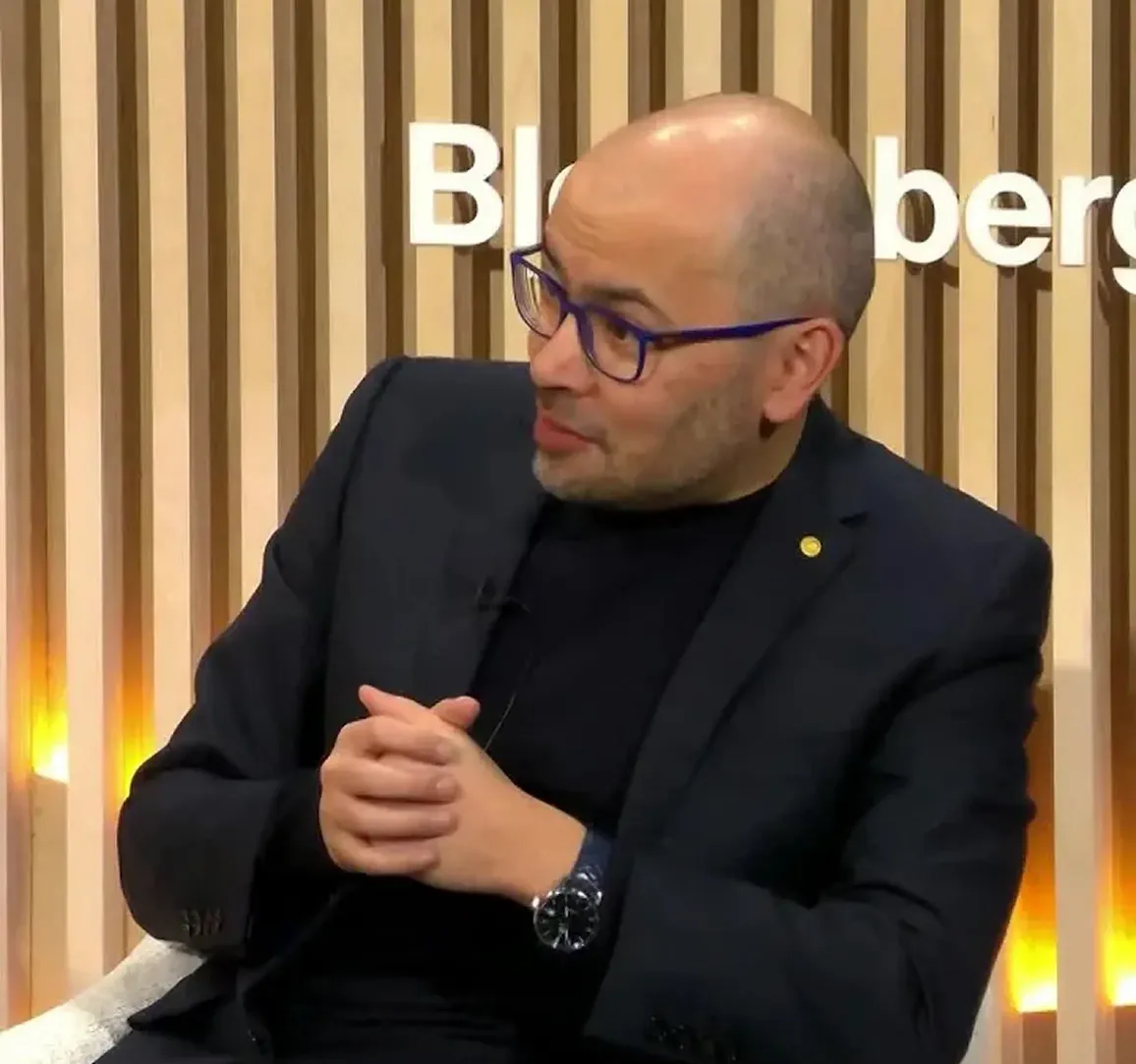 Hassabis on an AI Shift Bigger Than Industrial Age