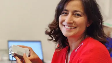 Neurescence story - A lady is smiling.