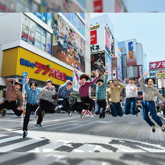 1x1-website-real-akiba-b-1.webp