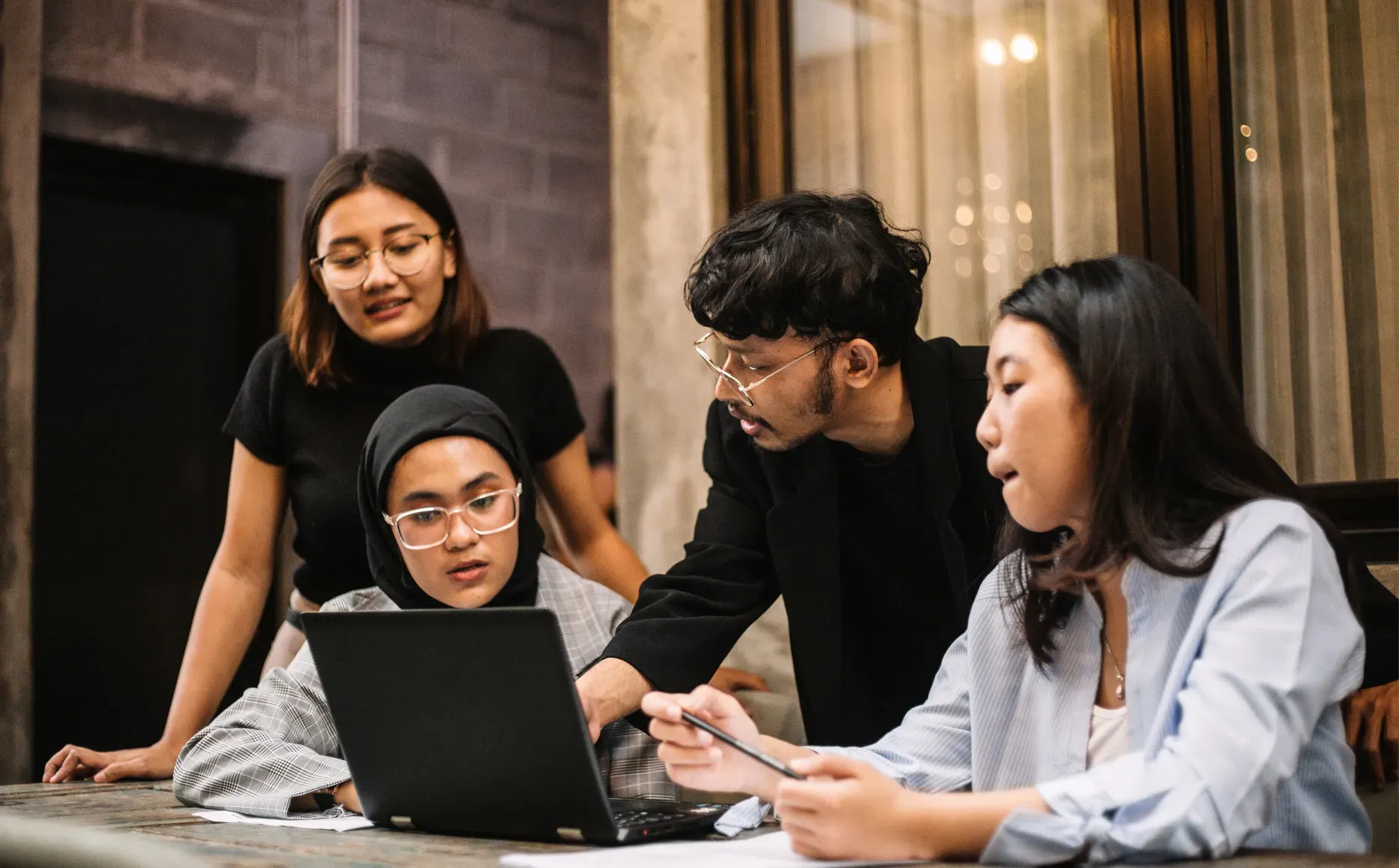 gwg-career-certificate-hero-it-support