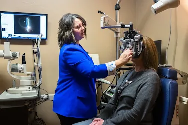 family-vision-care-image-hr.webp