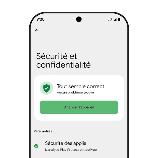 Une image d'un écran de téléphone intelligent fonctionnant sous le système d'exploitation Android avec les paramètres de sécurité et de confidentialité ouverts, affichant les résultats d'une analyse de l'appareil et les paramètres de sécurité des applis.