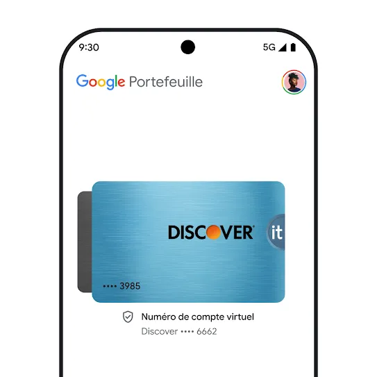 Image de l'écran d'un téléphone intelligent avec Google Portefeuille ouvert, affichant l'image d'une carte de crédit accompagnée d'un numéro de compte virtuel et d'une icône indiquant que la transaction a bien été effectuée en toute sécurité.