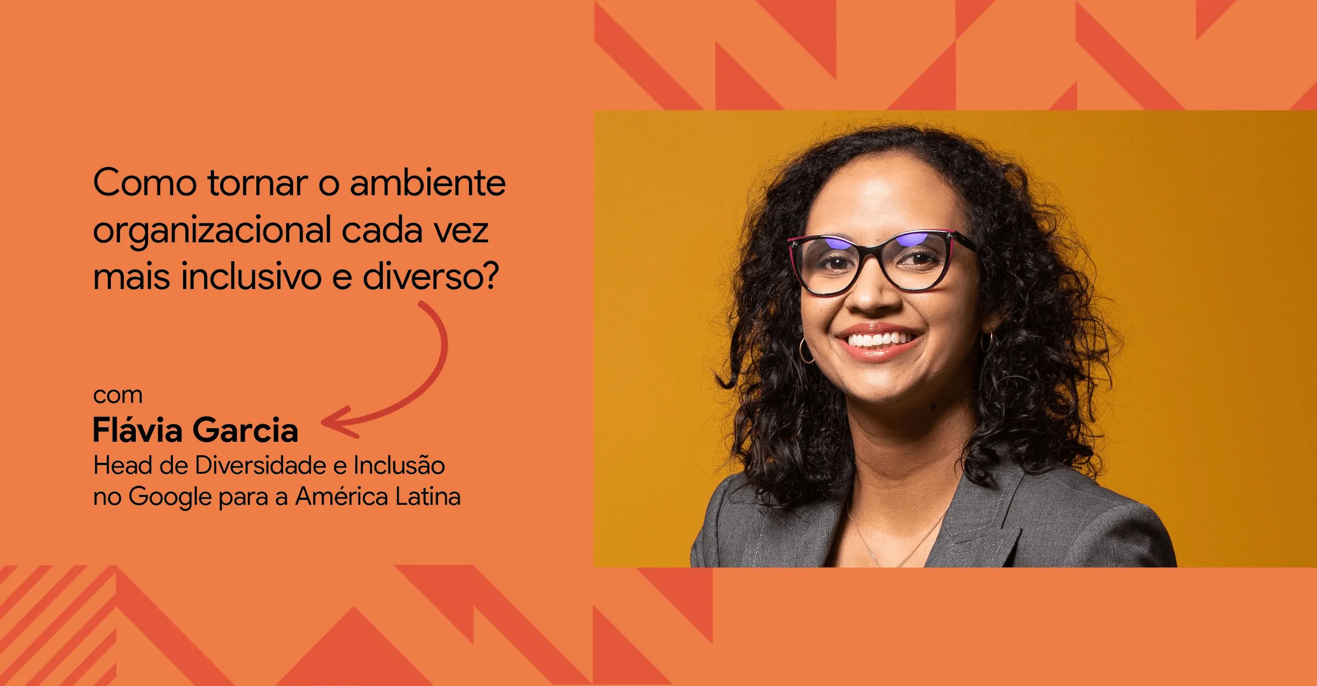 Retrato de Flávia Garcia sobre fundo laranja, com padronagens triangulares.