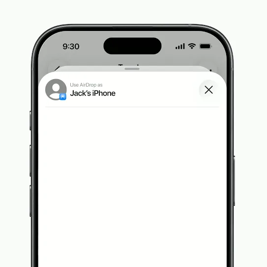 Một đoạn video ngắn cho thấy một chiếc điện thoại Android sẵn sàng nhận tệp từ iPhone.
