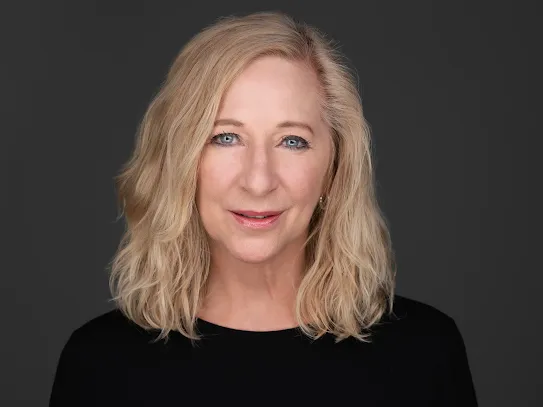 Colleen headshot