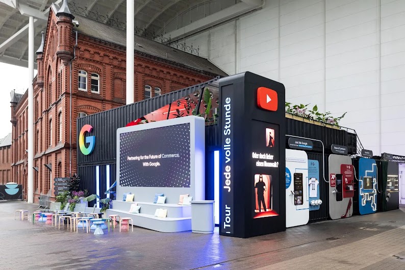 Das Foto zeigt das Google Haus auf der OMR 2026