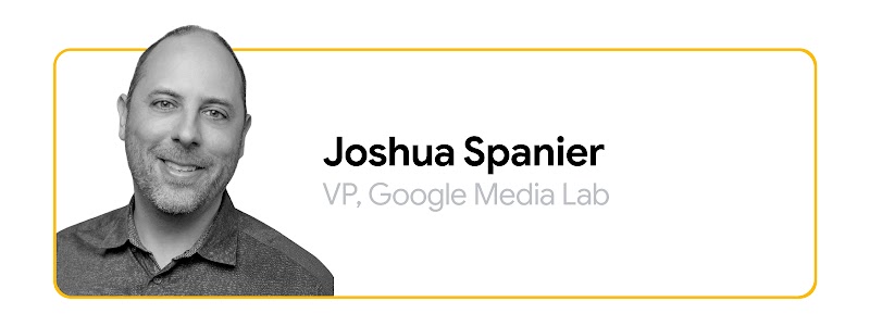 Joshua Spanier, VP do Google Media Lab, é retratado em preto e branco dos ombros para cima. Ele tem pele clara e cabelo escuro cortado rente; ele veste uma camisa social de cor escura e sorri.