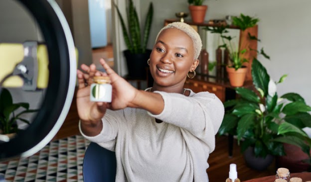 Video oluşturmaya hazır olduğunuzda bu ipuçlarının elinizin altında bulunması için kılavuzu indirin.