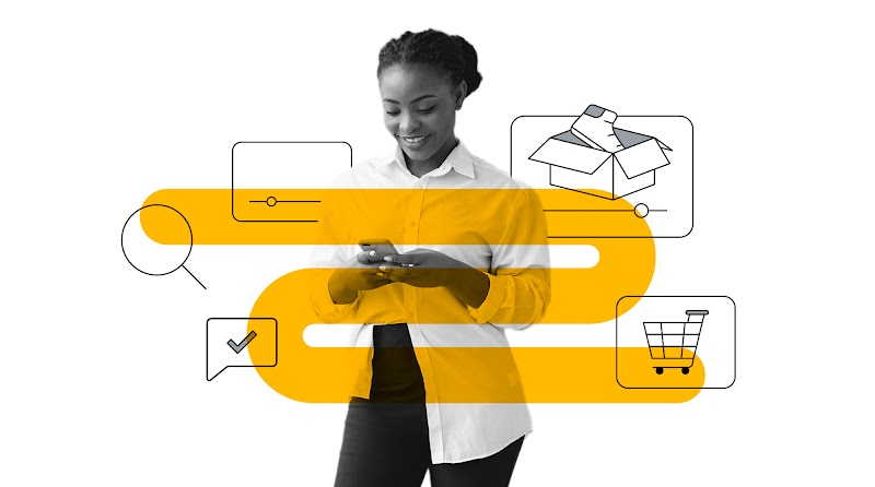 Uma mulher negra de cabelos presos e blusa social branca mexe no celular. Sobre a imagem dela, um caminho amarelo liga cinco ícones: busca, player de vídeo, player de vídeo exibindo um sapato na caixa, chat e carrinho de compras.