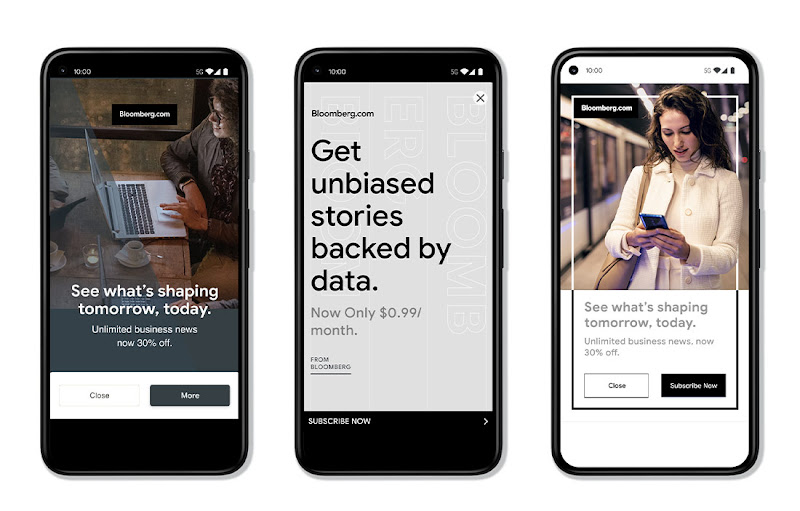 Auf zwei Smartphone-Displays mit unterschiedlichen Versionen einer Anzeige für Bloomberg.com ist zu sehen, wie sich die Darstellung von responsiven Displayanzeigen verbessert hat. Links: Fenstermodus mit Foto und Werbetext. Rechts: Vollbildmodus mit grafi