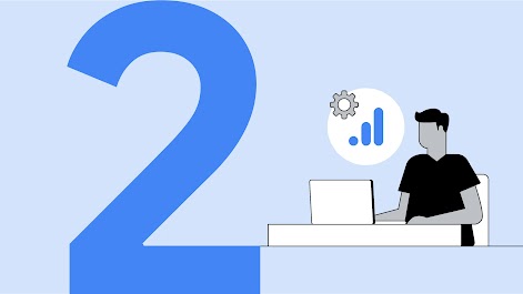 Zu sehen ist ein Mann vor einem Laptop. Links über ihm wird das Logo von Google Analytics 4 gezeigt. Rechts im Bild steht eine große 1.