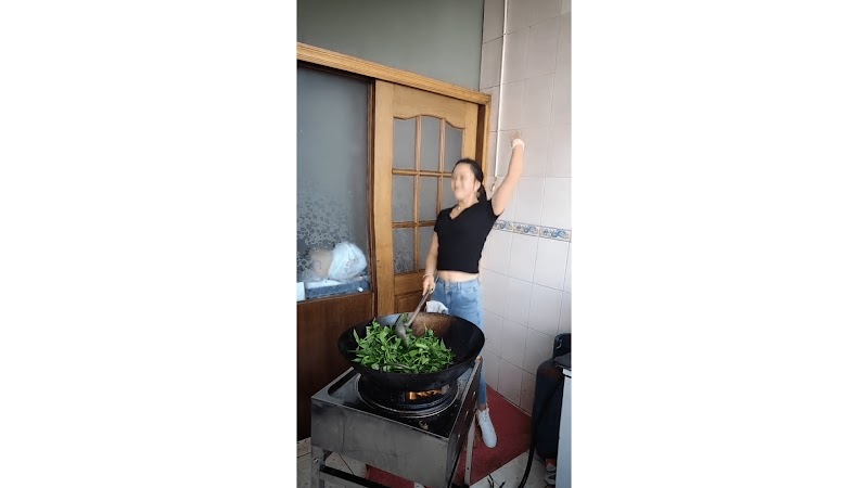 サントリーホールディングスの『ガチ中華クリエイターCM』