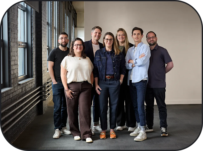 Glassroom team photo that include Janique Robert, Joelle Gosselin, Allan Belard, Arthur Girard.