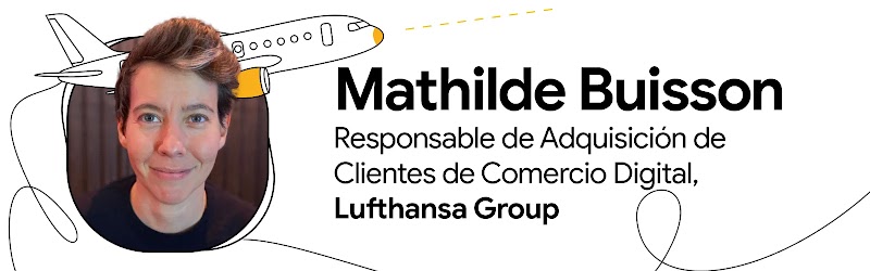 Mathilde Buisson, responsable de Adquisición de Clientes de Comercio Digital de Lufthansa Group, con la ilustración de un avión