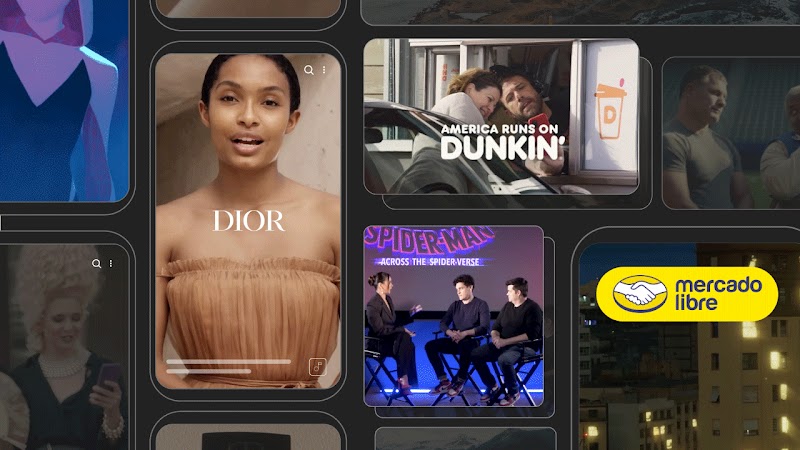 Sobre un fondo negro aparece una galería de fotogramas de campañas de celebridades e influencers: Yara Shahidi para Dior, Ben Affleck para Dunkin’, el elenco de Spider-Man: Across the Universe para Sony Pictures y el logo de Mercado Libre.