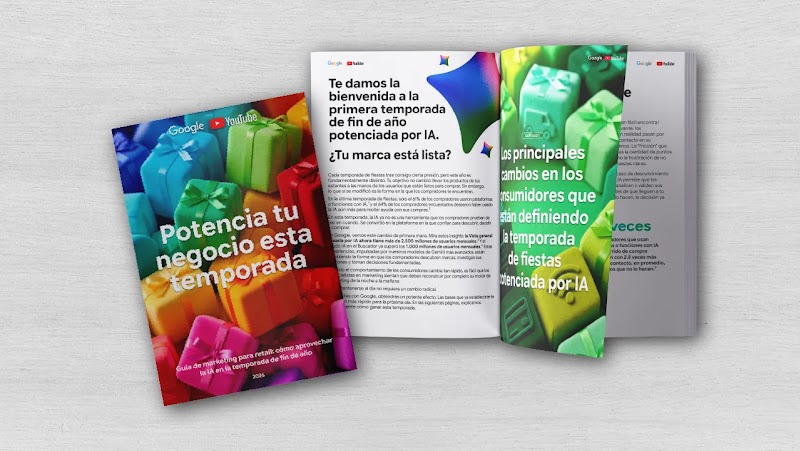 Guía impresa de Google y YouTube sobre regalos de colores que dice "Potencia tu negocio esta temporada" junto a páginas abiertas tituladas "Te damos la bienvenida a la primera temporada de fin de año potenciada por IA. ¿Tu marca está lista?"