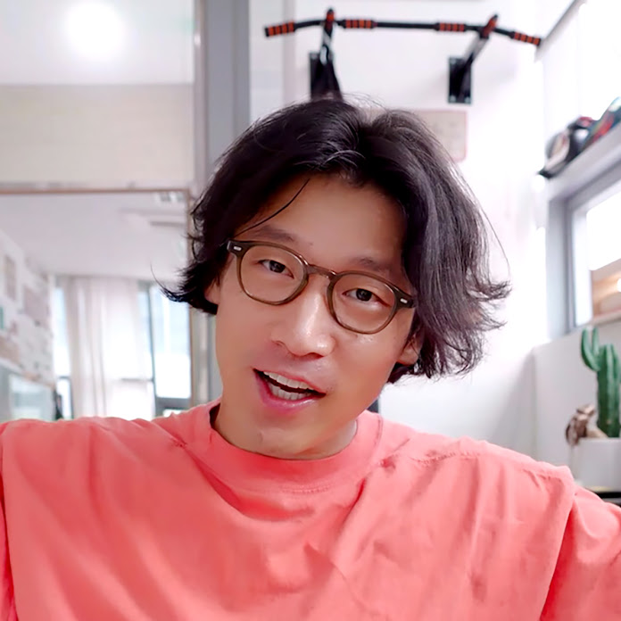 크리에이터 무빙워터의 영상 썸네일