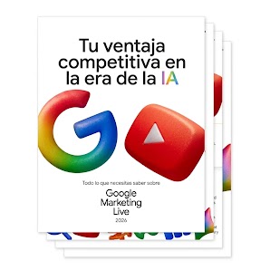 La portada de “The Rise of Super-Empowered Consumer” tiene los logotipos de Google y YouTube encima del título, y está decorada con formas de cápsulas en colores primarios.