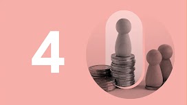 4. Bölüm. Bir satranç taşı, üst üste dizilmiş bir bozuk para yığınının tepesinde duruyor, bu yığının yanında daha küçük iki bozuk para yığını ve diğer oyun taşları yer alıyor.