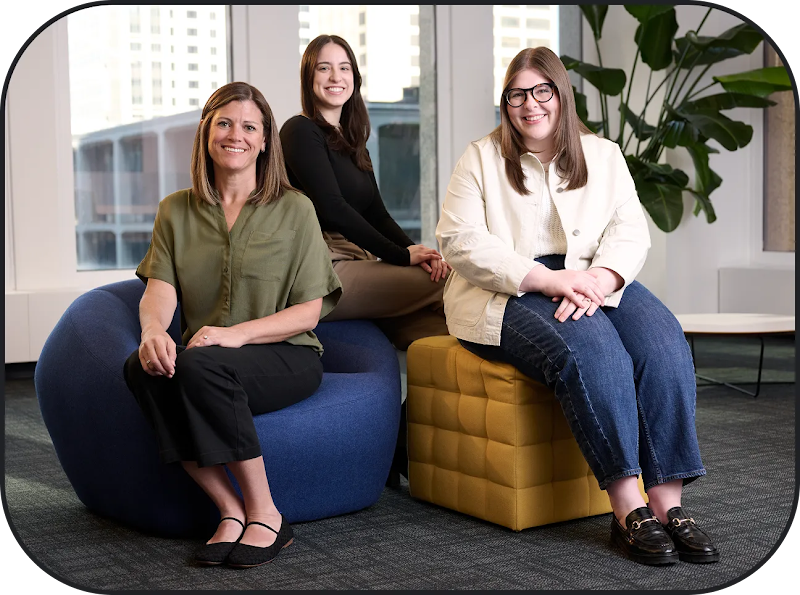 Membres de l'équipe Wpromote : Alison Buchheit, Lexi Hoffman et Amy Adams.
