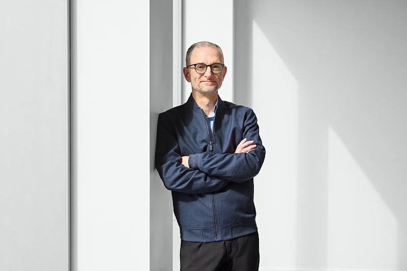 Portrait of Duane Currie, Sr. Director of Programmatic Marketing.